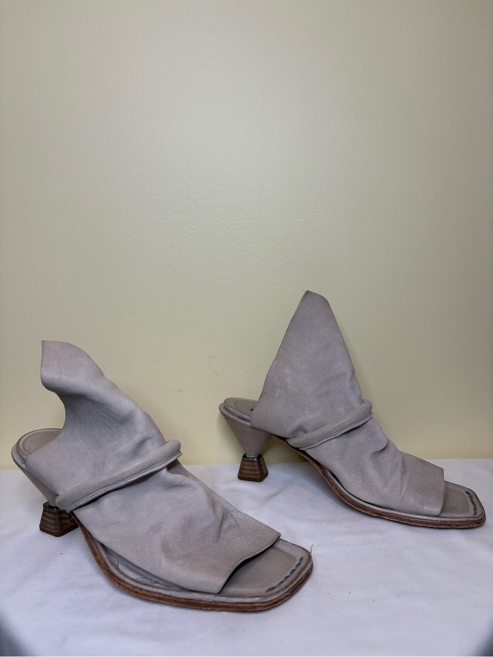 A.S.98 Women's Open-Toe Slide Heels in Light Gray Size 38